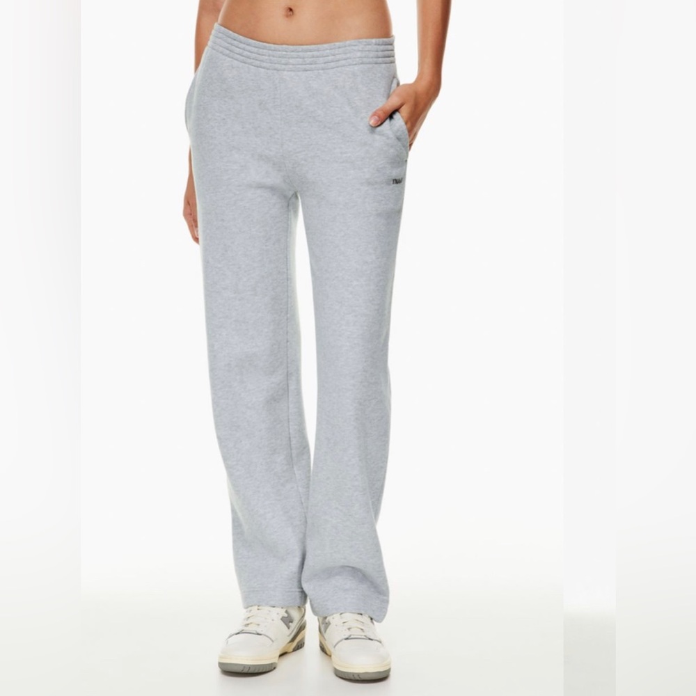 Aritzia TNA Cozy Fleece Boyfriend Straight Sweatpant NWT